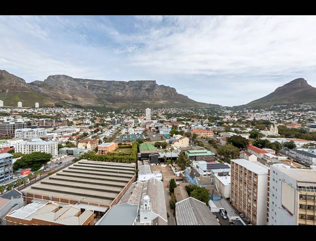 2 BEDROOM APARTMENT TO LET IN CAPE TOWN CITY CENTRE
